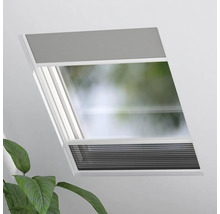 Střešní okno s plisovanou roletou pro zatemnění