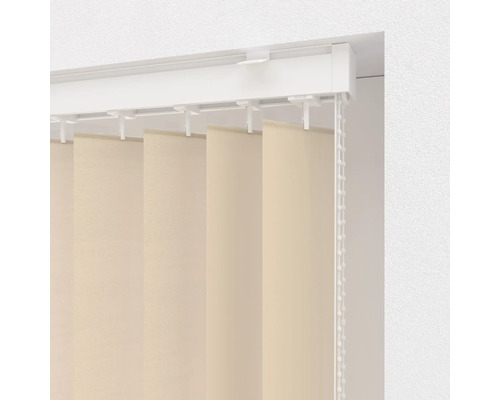 Vertikální žaluzie s ovládacím řetízkem pro dekoraci oken