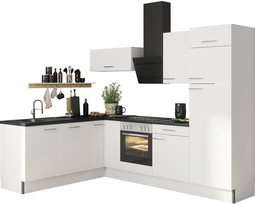 Kompletní kuchyňská linka s dřezem, sporákem a odsavačem par