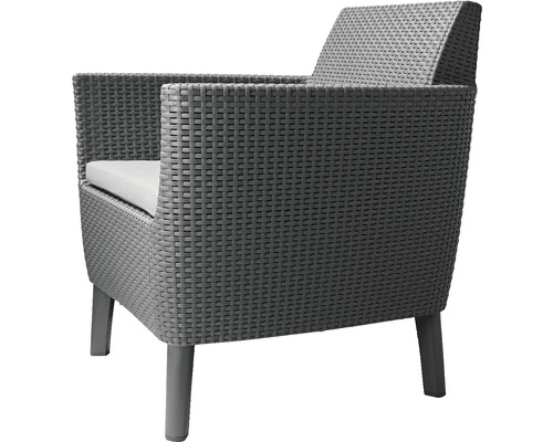 Šedé ratanové křeslo se sedákem do zahrady