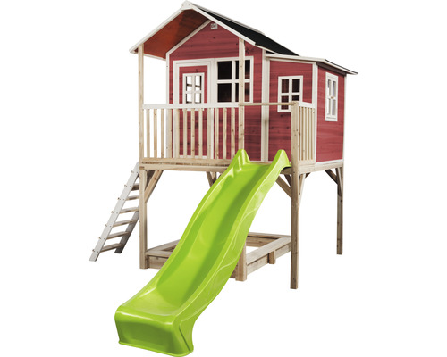 Dřevěný hrací domek se skluzavkou a žebříkem do zahrady