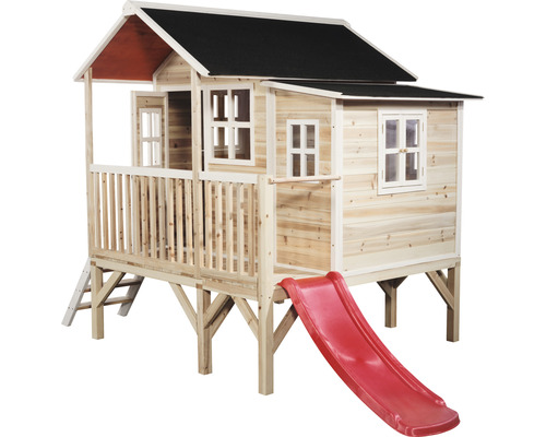 Dřevěný hrací domek se skluzavkou a krytou verandou