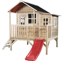 Dřevěný domeček na hraní se skluzavkou a žebříkem