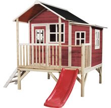 Dřevěný hrací domek se skluzavkou a žebříkem