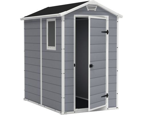 Zahradní bouda s oknem a otevřenými dvoukřídlými dveřmi