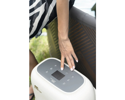 Ovládací panel vířivky MSpa s rukou