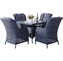 Zahradní sedací souprava se čtyřmi židlemi a stolem se skleněnou deskou