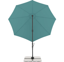 Otevřený zahradní slunečník se stojanem