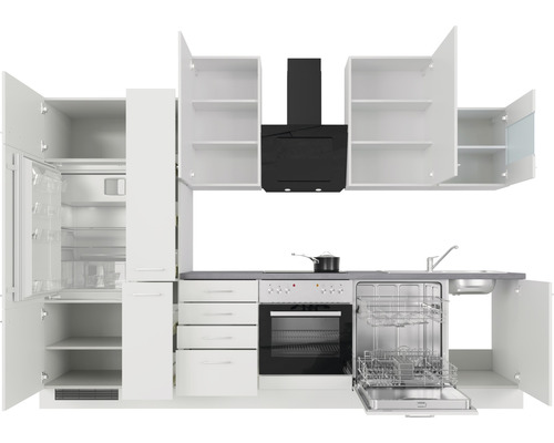 Kuchyňská linka s horními skříňkami, digestoří, dřezem, myčkou, sporákem, troubou a lednicí