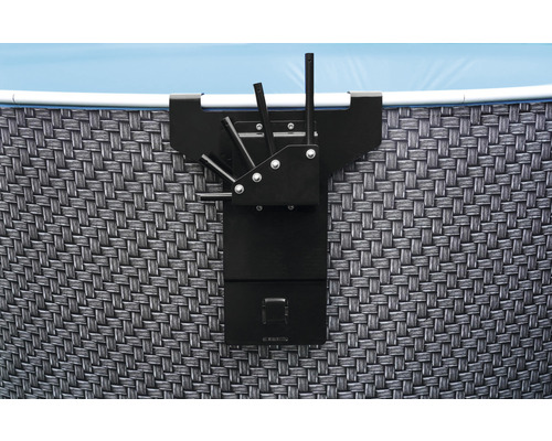 Detailní pohled na rámový bazén se skimmerem