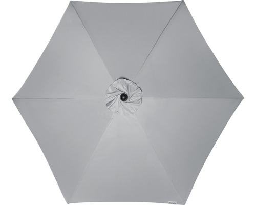 Pohled shora na šedý slunečník