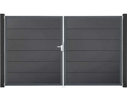 Dvoukřídlá brána s vodorovnými lamelami do zahrady