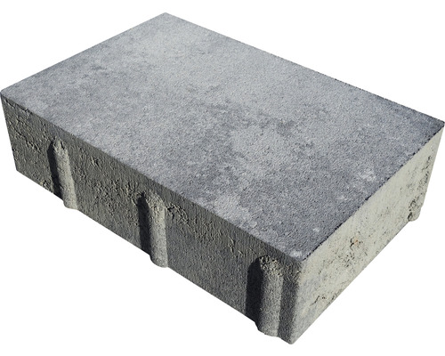 Šedá dlažební kostka