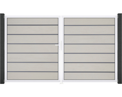 Dvoukřídlá brána s horizontálními lamelami do zahrady