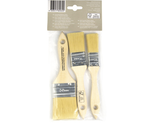 Sada tří štětců na lak s dřevěnou rukojetí a různými velikostmi v balení.