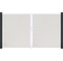 Dvoukřídlá brána s klikou a sloupky