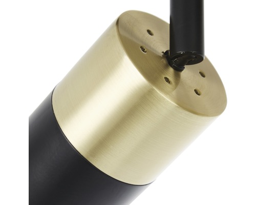 Detail kovového stropního bodového svítidla