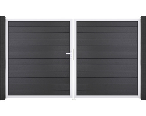 Dřevěná dvoukřídlá brána do zahrady