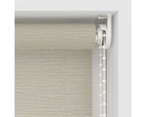 Detailní pohled na roletu s řetízkovým mechanismem