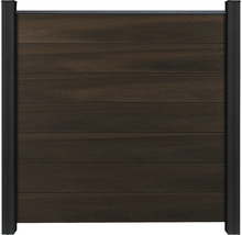 Dřevěný plot s vodorovnými deskami a rámem