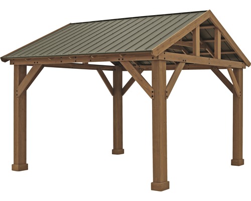 Dřevěný pavilon s kovovou střechou