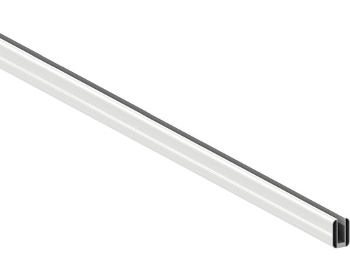 Obdélníková trubka z kovu