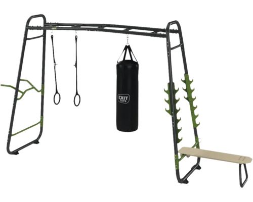 Cvičební zařízení s hrazdou, gymnastickými kruhy, boxovacím pytlem a lavicí