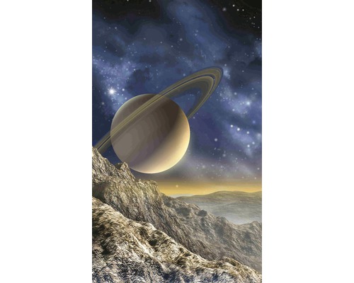 Ilustrace planety s prstenem nad skalnatou krajinou