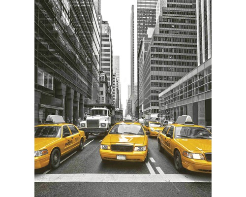 Žluté taxíky v newyorské uliční scéně