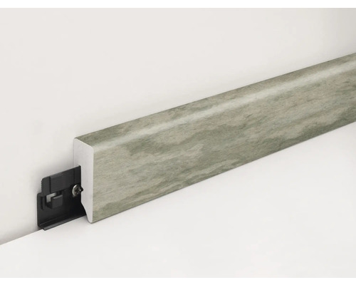 Soklová lišta s klipem pro montáž na stěnu