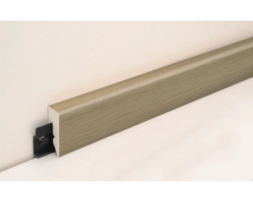Dřevěná podlahová lišta s klipem pro upevnění na zeď