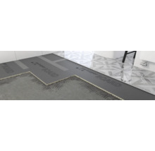 Podlaha koupelny s izolačními deskami SwissPor Board a dlaždicemi