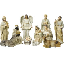 Sada figurek betlémů s Josefem, Marií, Ježíškem, Třemi králi, andělem a zvířaty.