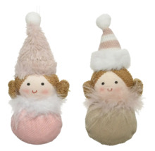 Dvě látkové panenky s čepicemi jako ozdoby na vánoční stromeček