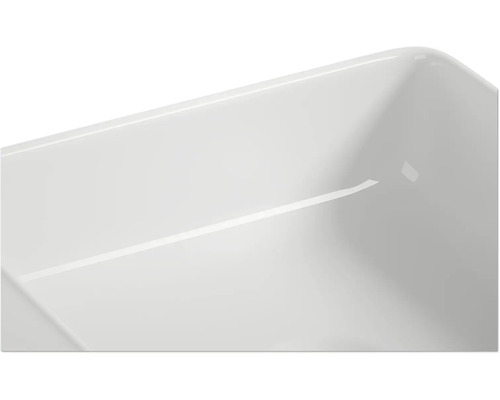 Detailní pohled na keramické umyvadlo