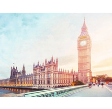 Pohled na Westminsterský palác s věží Elizabeth Tower, známou jako Big Ben, v Londýně