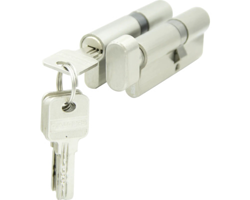 Dvojitá dveřní vložka s klíči