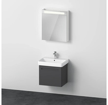 Koupelna s umyvadlovou skříňkou a zrcadlovou skříňkou s osvětlením