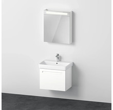 Koupelna s umyvadlovou skříňkou a zrcadlovou skříňkou