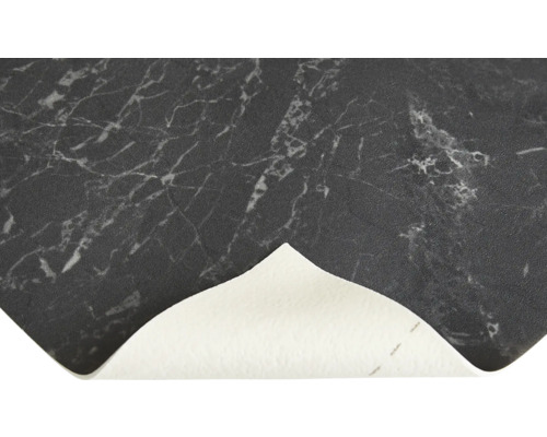 Podlahová krytina se vzhledem mramoru