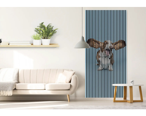 Dekorativní panel s motivem psa v obývacím pokoji