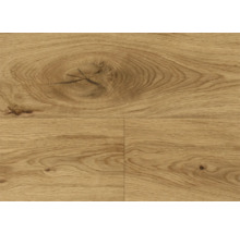 Detail laminátové podlahy s dřevěnou texturou