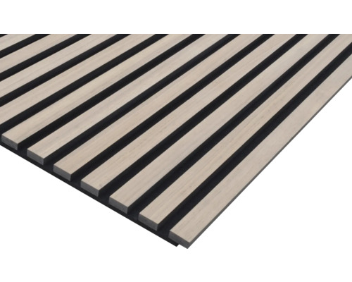 Akustický panel PET+MDF 19x572,5x1195 mm ořech dýhovaný Dřevěný panel s lamelovou strukturou pro design stěn
