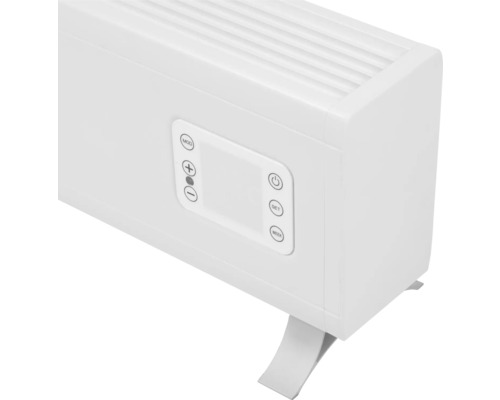 Detailní pohled na radiátor s ovládacím panelem a nožičkami.