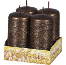 Čtyři svíčky v kartonové krabici