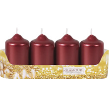 Čtyři červené sloupové svíčky v balení