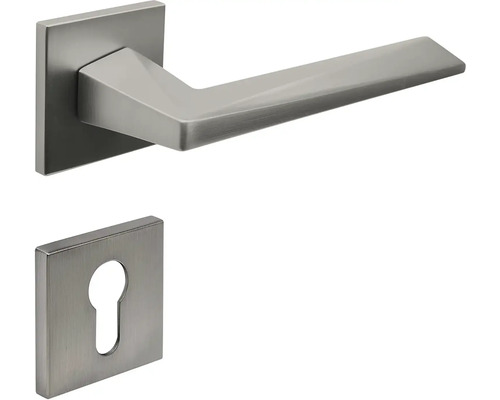 Kliky ke dveřím s hranatou rozetou a klíčovou rozetou