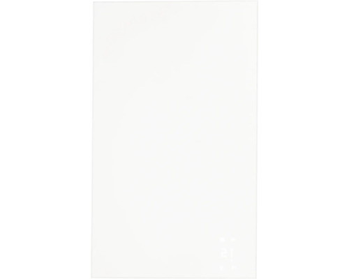 Bílá čelní strana nábytku