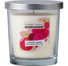 Yankee Candle Home Inspiration vonná svíčka Cherry Berry ve sklenici s víčkem