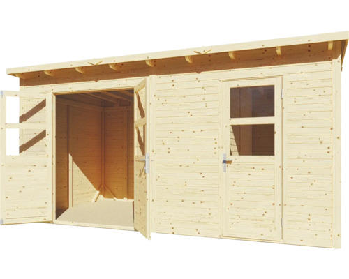 Dřevěný zahradní domek s otevřenými dvoukřídlými dveřmi a dveřmi s oknem